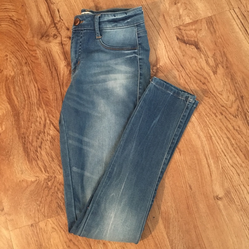 Medium Washed Jeggings